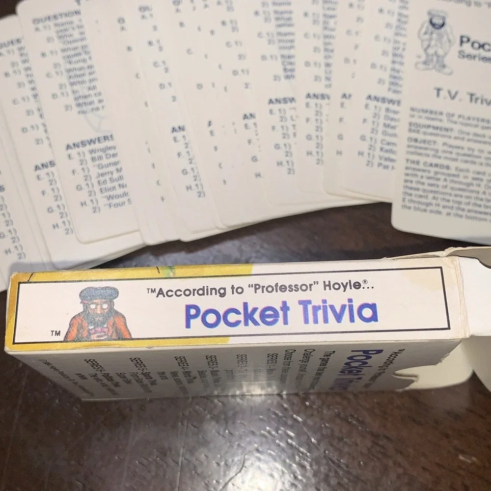 Hoyle Vintage 1984 Complete Pocket Trivia Series 2 Television‎ Trivia Card Game